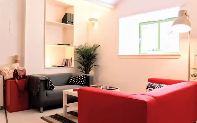 The Old Whisky Bond Studio Apartment