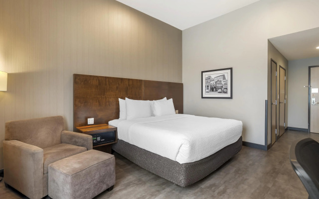 Best Western Plus East Side