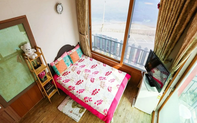 Pohang 5-island Pension