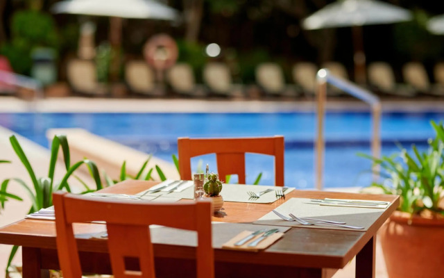 Hotel ROC Oberoy