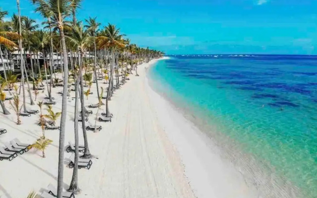 Beautiful 2-bed Apartment in Punta Cana