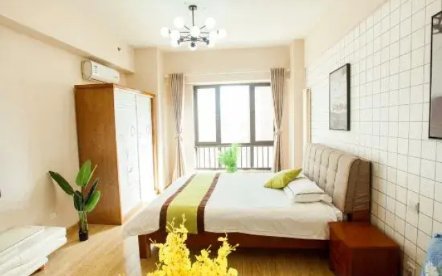 Daxiong Selected Apartment (Linyi Taisheng Plaza)