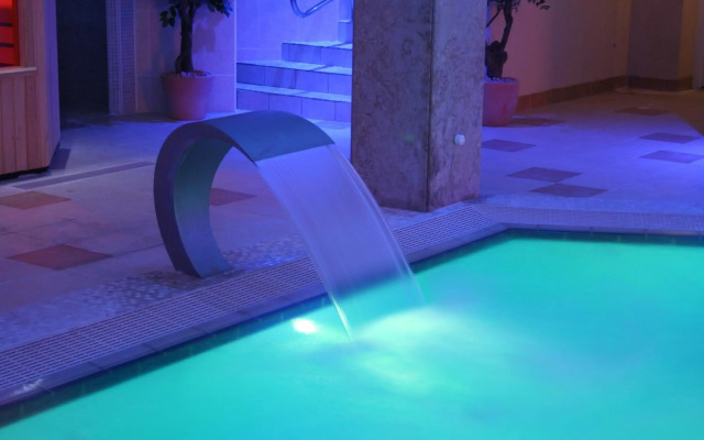 The Cliff Hotel & Spa