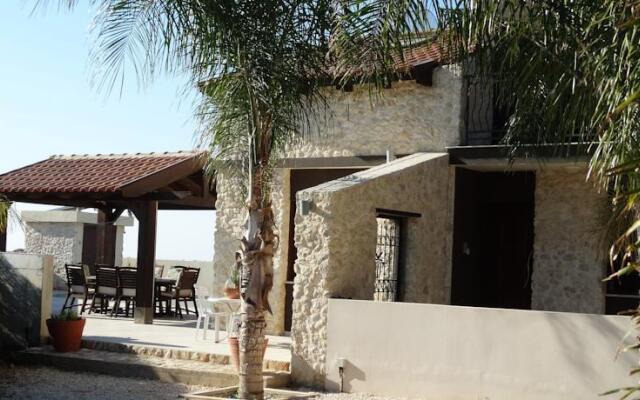 Villa Stone