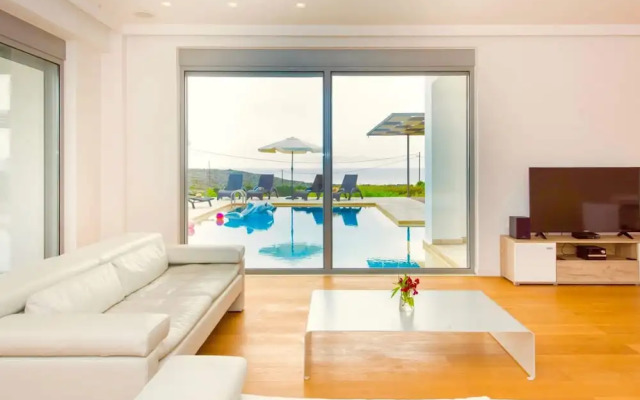 Sparkling Villa in Acrotiri with Private Pool near Sea Beach