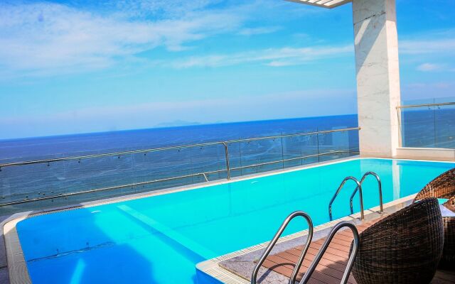 Le Hoang Beach Hotel Danang