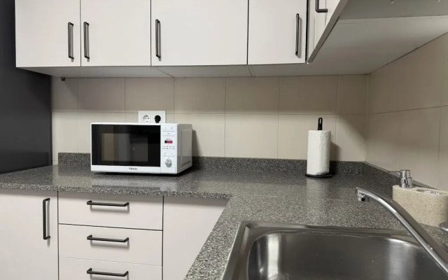 Anais Apartments by gaiarooms