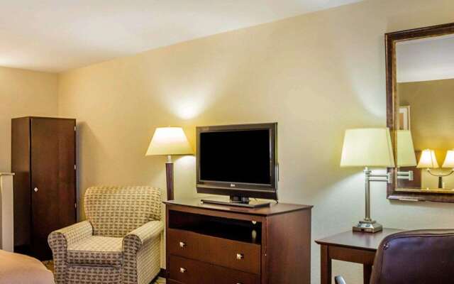 Quality Inn Waterbury East