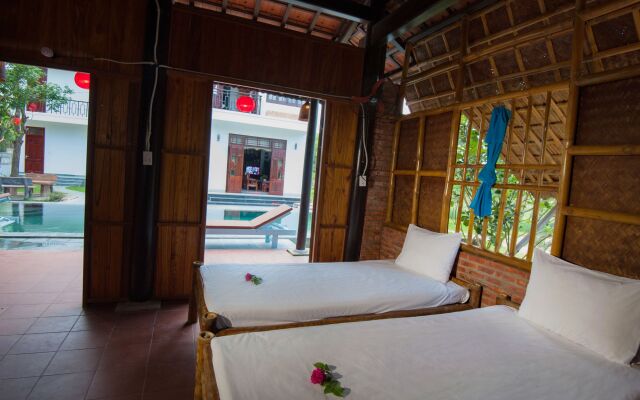 The Moon River Homestay & Villa