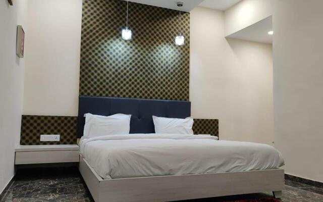 Vadpadraka Hotel And Resort