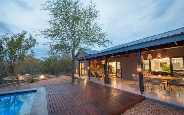 Bushwillow Private Villa