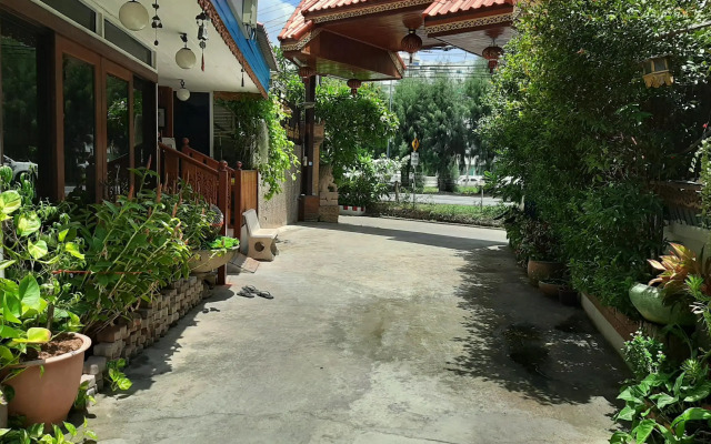 Vanlisut Hotel Ngamwongwan