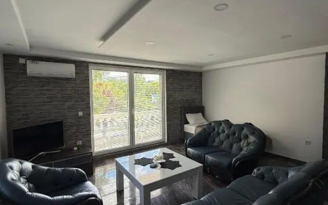 Rakovica Resort Luxury Apartments
