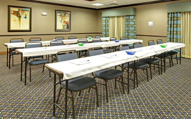 Holiday Inn Express & Suites Covington by IHG