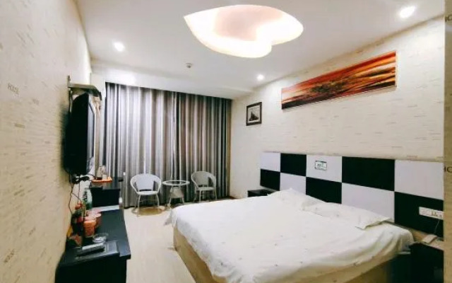Aidi Express Hotel (Gongyi Jianshe Road)