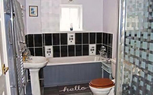 Highbury Garden Suite