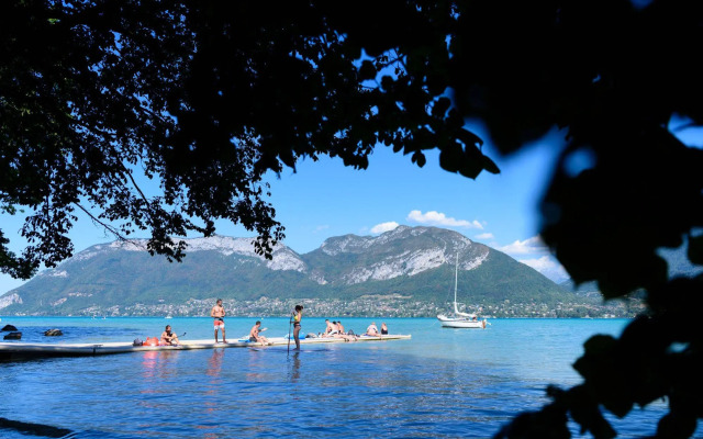 L'Aurore du Lac