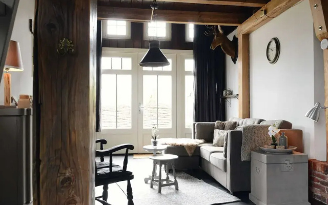 Apartment With Terrace With Sufficient Garden