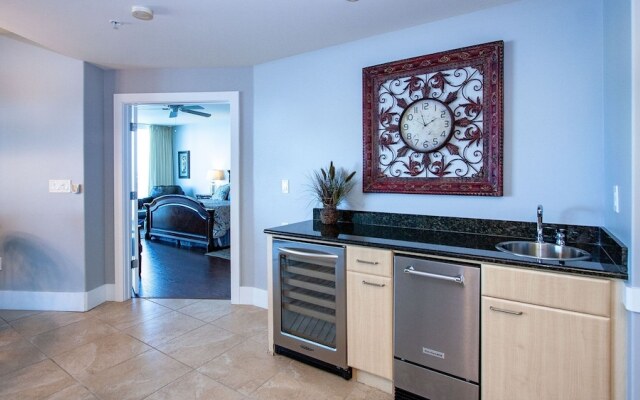 Crc0816 2 Bedroom Condo