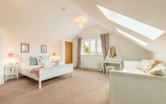 Host Stay Crimond House