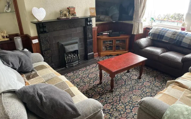 Ivydene Guest House