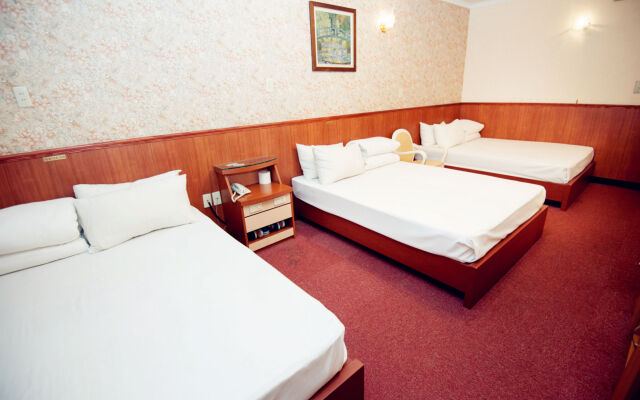 New May Flower Hotel