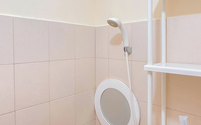 Homey And Good Place Studio At Tifolia Apartment