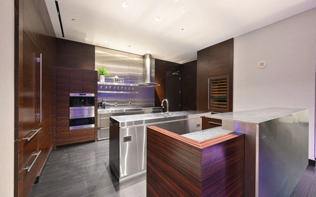 StripViewSuites at Palms Place Penthouses