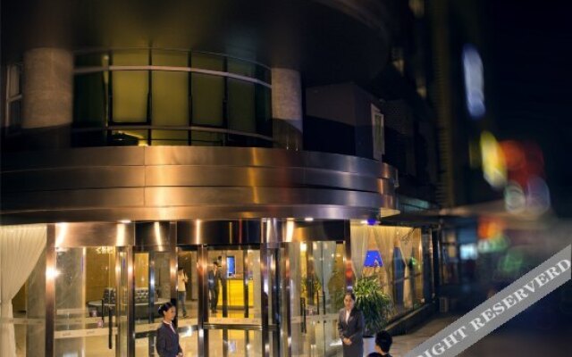 Yitel (Beijing Tiantan)