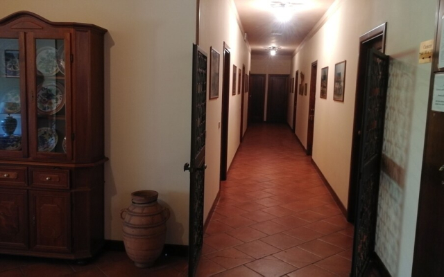 Apartment for 6 People in Villa Luzi Farmhouse