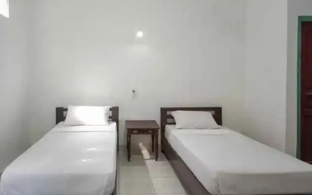 Daton House Near Bali Zoo Ubud Mitra RedDoorz