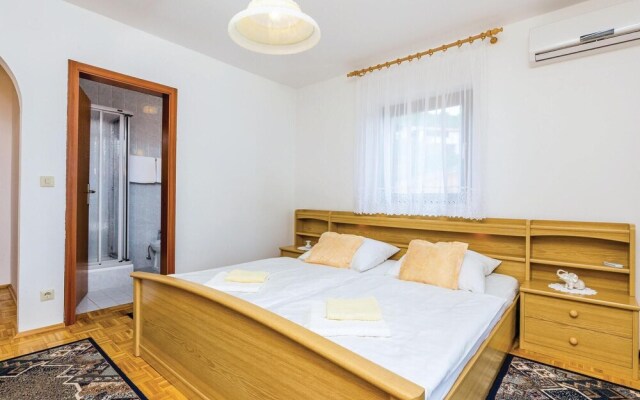 Stunning Home in Klenovica With Wifi and 3 Bedrooms