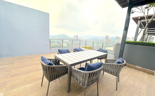 Neu Suites By Serenity Vacation Homes