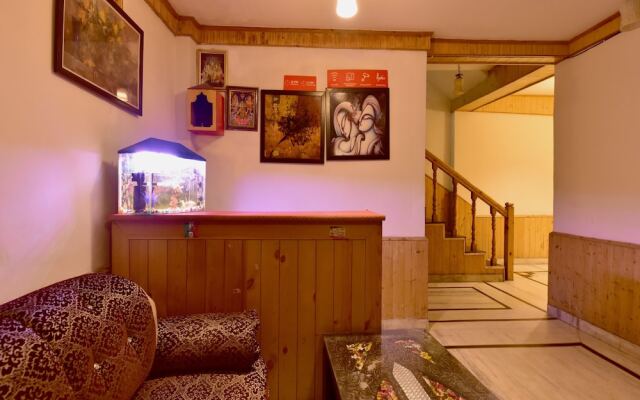 OYO 19872 Hotel Rock Villa