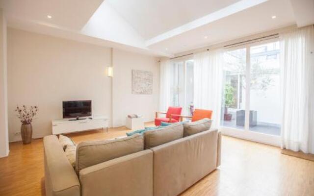 Helmers | Artfulstay