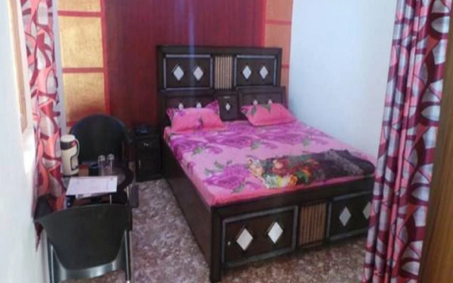 Hotel Jan Jan Tak