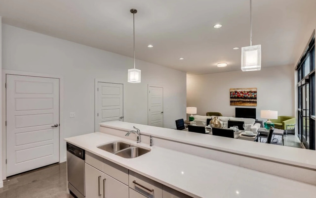 Stay Alfred at The James