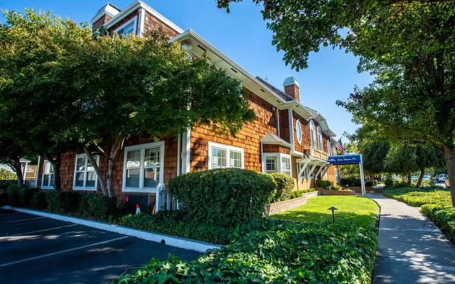 Best Western Elm House Inn