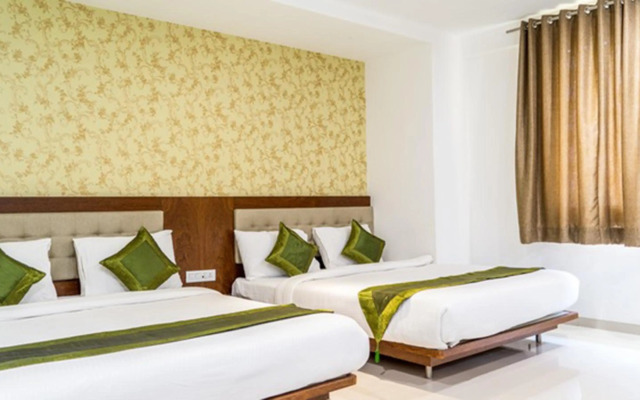 Hotel Pushpak Resort