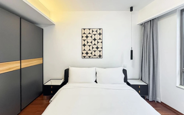 Tyms Entire bedroom Apt By Takashimaya