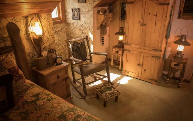 The Log House Lodge Bed & Breakfast