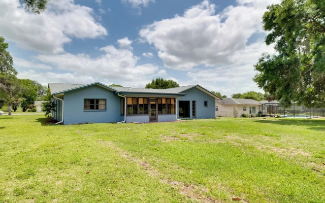 Walk to Lake: Geataway w/ Yard in Inverness