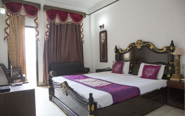 Hotel Sea Palace By OYO Rooms