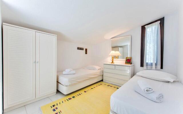 #Villa Fiorina by halu! Sani Villas