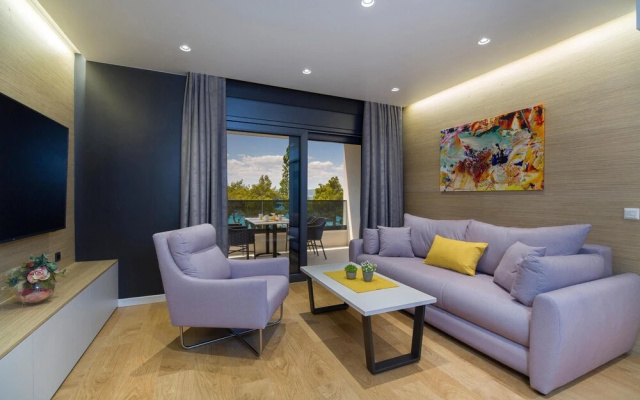 Stunning Apartment in Promajna With Wifi and 2 Bedrooms