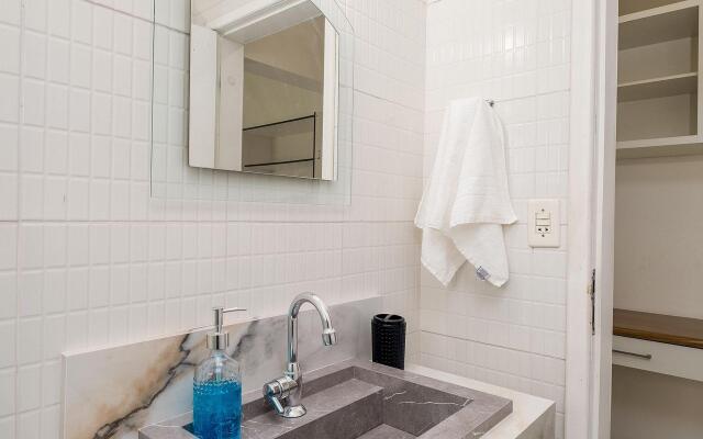 Bom apto p/ casais em Canasvieiras VDM1021