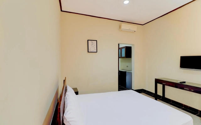 Hotel O Padang near Pantai Padang formerly Hotel Ranah Bundo – Guest Rooms – Padang