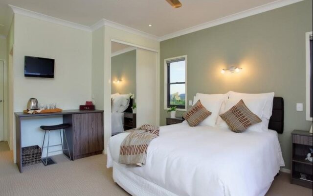 Mary Valley Views B + B