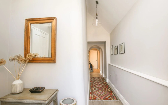 Gable Lodge