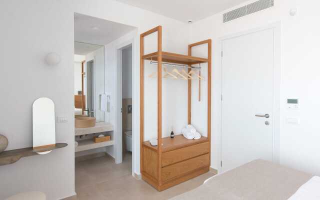 Plethora Luxury Suites